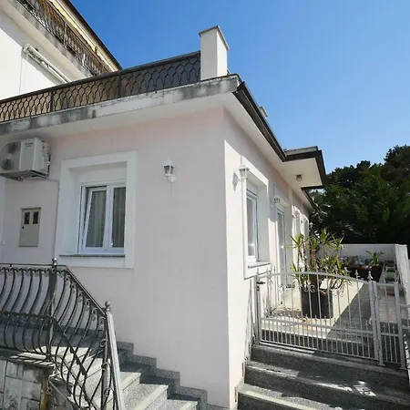 Apartment Libra With Sea View Opatija Exterior photo